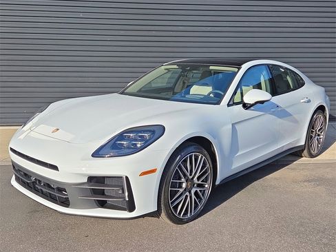 New 2026 Porsche Panamera 4 image 1