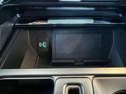 Used 2022 Ford F150 Platinum w/ Equipment Group 701A High image 32