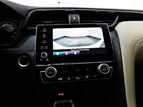 Used 2019 Honda Insight EX image 18