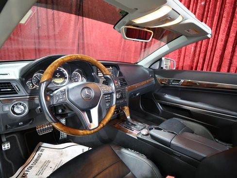 Used 2012 Mercedes-Benz E 350 Cabriolet w/ Premium 1 Launch Pkg image 13