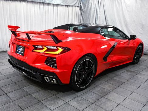 Used 2024 Chevrolet Corvette Stingray Preferred Conv w/ 2LT RWD image 8