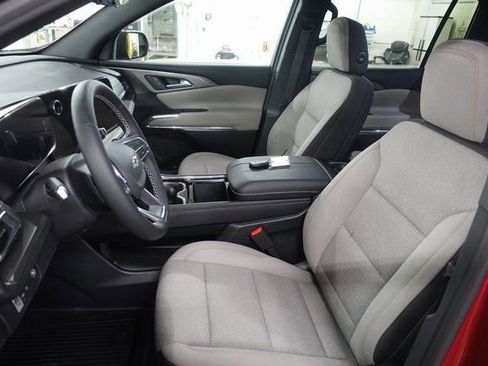 New 2026 Chevrolet Traverse LT w/ Midnight/Sport Edition FWD image 10