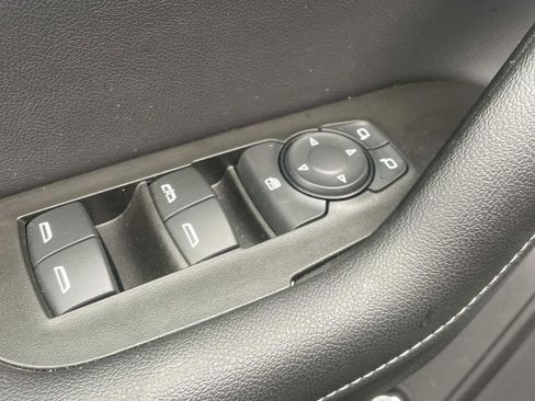 Used 2024 Chevrolet Blazer LT w/ Convenience Package image 16