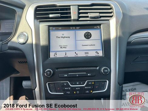 Used 2018 Ford Fusion SE w/ Fusion SE Technology Package FWD image 15