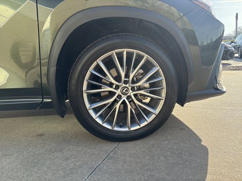 Used 2025 Lexus NX 350 AWD w/ Premium Package image 8