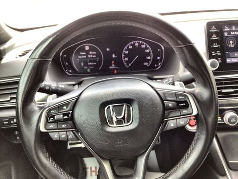 Used 2022 Honda Accord Sport image 11