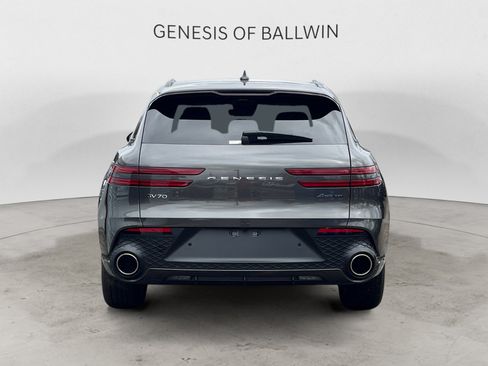 Used 2025 Genesis GV70 3.5T Sport AWD/4WD image 7