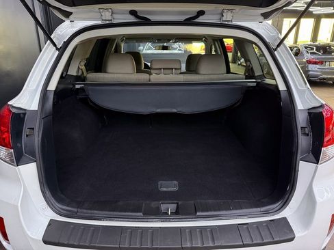 Used 2013 Subaru Outback 2.5i Premium w/ All-Weather Pkg image 26
