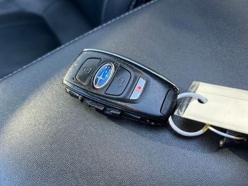 Used 2020 Subaru Forester Limited image 29