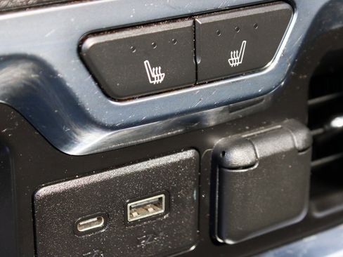 Used 2020 Chevrolet Silverado 3500 High Country w/ Z71 Off-Road Package image 43