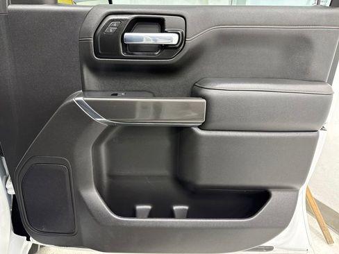 Used 2021 GMC Sierra 1500 AT4 image 8