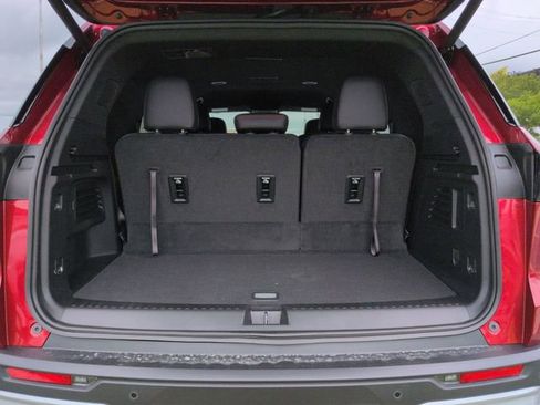 New 2026 Chevrolet Traverse Z71 w/ Driver Confidence Package AWD/4WD image 24