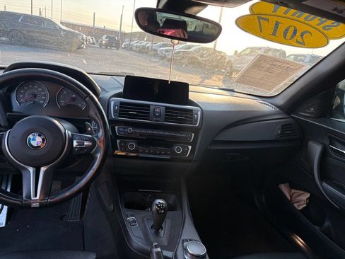Used 2017 BMW M2 RWD image 13