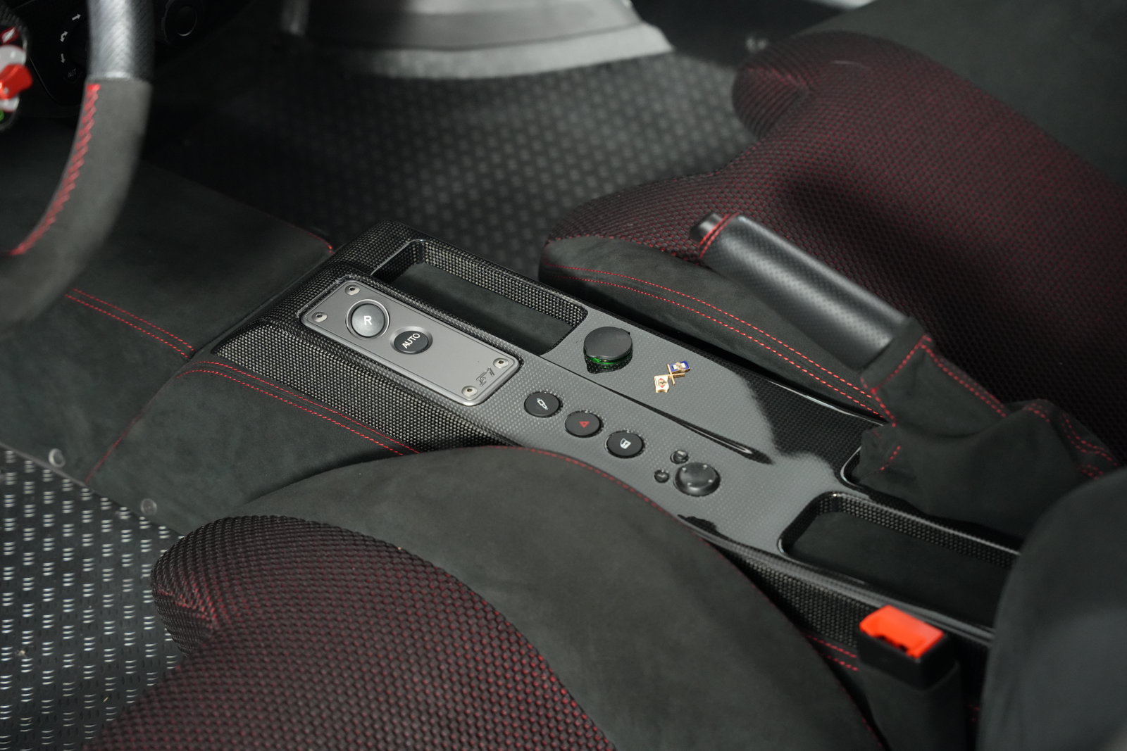 Used 2009 Ferrari F430 Scuderia RWD image 27