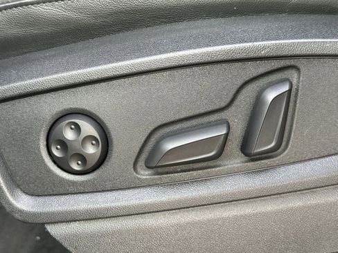 Used 2023 Audi Q5 2.0T Premium Plus image 18