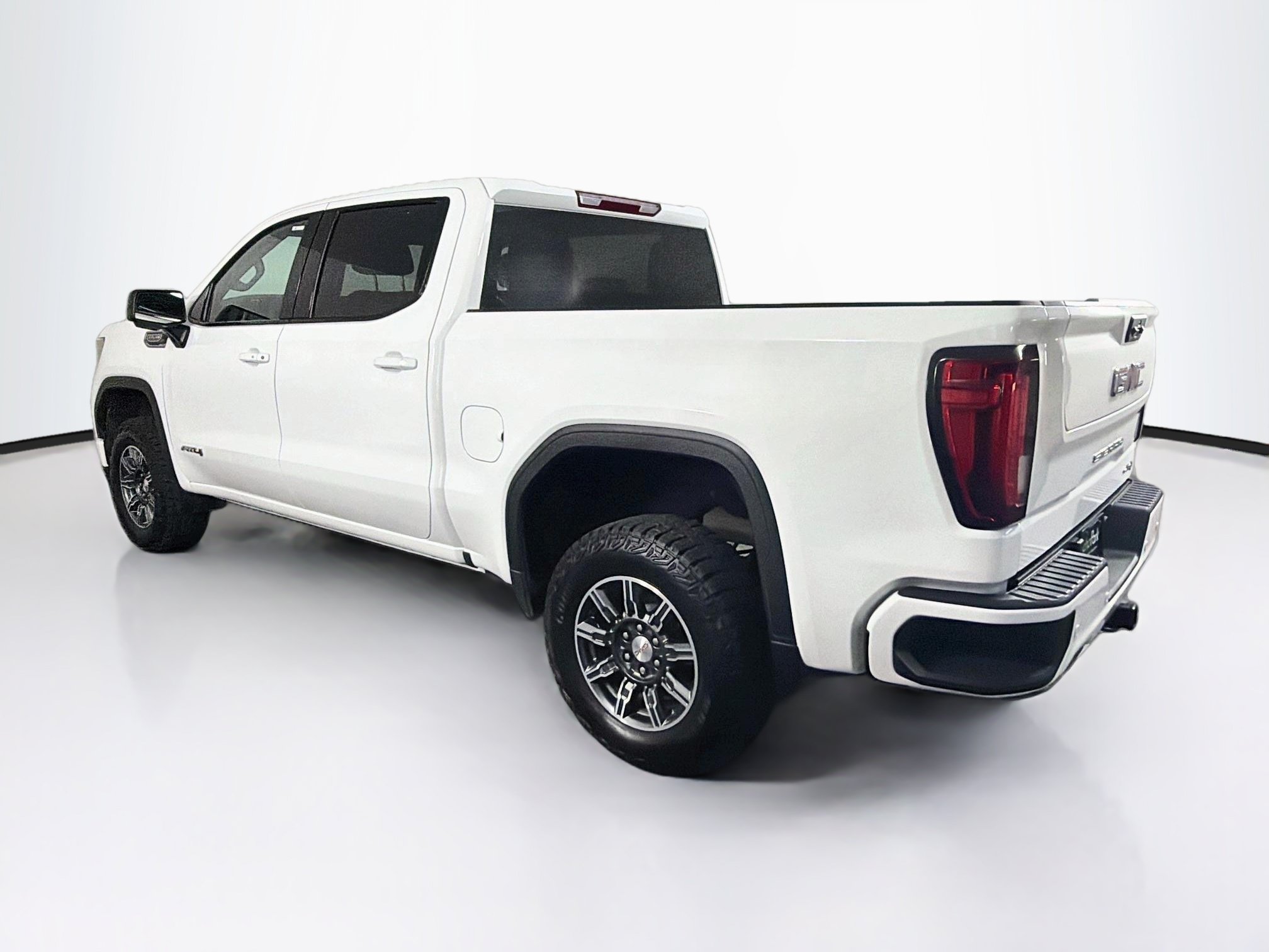 Used 2026 GMC Sierra 1500 AT4 AWD/4WD image 5