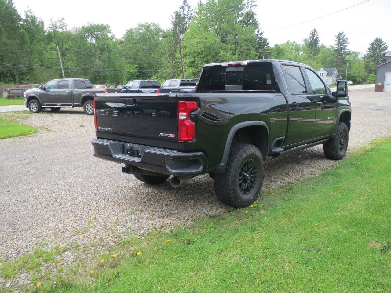 Used 2024 Chevrolet Silverado 2500 ZR2 w/ Snow Plow Prep/Camper Package AWD/4WD image 8