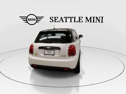 Used 2024 MINI Cooper SE FWD image 11