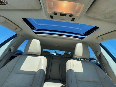 Used 2013 Lexus ES 300h w/ Luxury Pkg FWD image 43