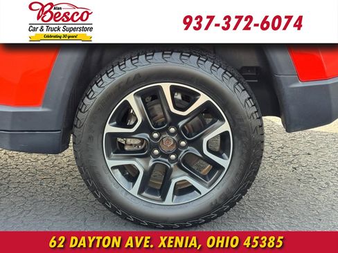 Used 2019 Jeep Compass Trailhawk AWD/4WD image 7