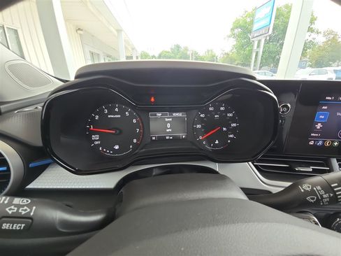 New 2026 Chevrolet Trax LS w/ Driver Confidence Package FWD image 12