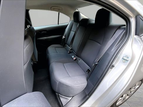 Certified 2025 Toyota Corolla LE FWD image 21