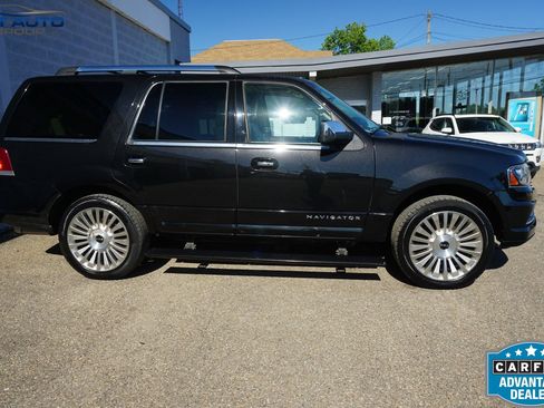 Used 2015 Lincoln Navigator 4WD w/ Equipment Group 101A Reserve image 6
