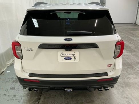 Used 2023 Ford Explorer ST w/ Equipment Group 401A AWD/4WD image 4