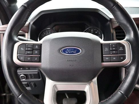 Used 2022 Ford Expedition Limited AWD/4WD image 18