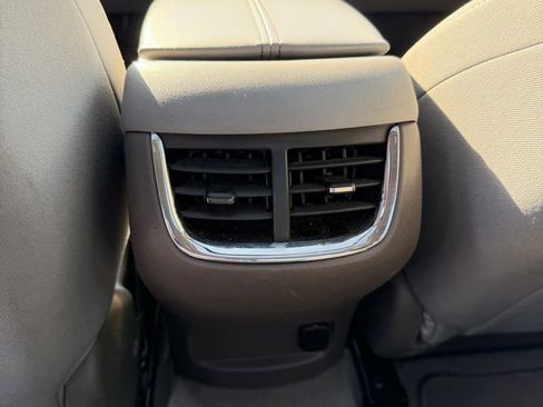 Used 2024 Chevrolet Malibu LT FWD image 11