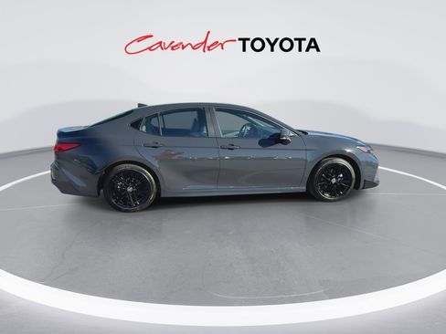 Used 2026 Toyota Camry SE image 9