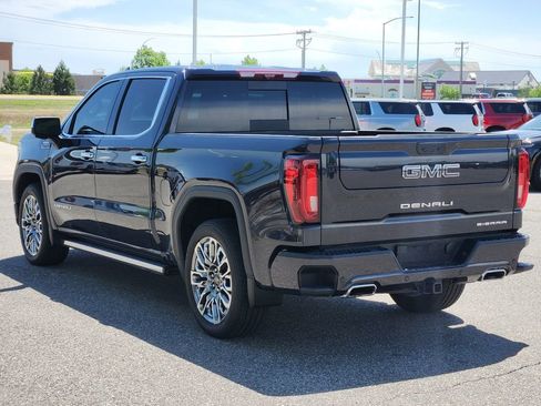Used 2025 GMC Sierra 1500 Denali Ultimate AWD/4WD image 9