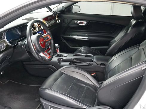 Used 2019 Ford Mustang GT Premium w/ Equipment Group 401A RWD image 14