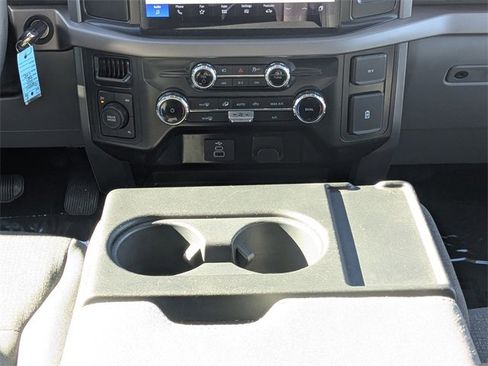 Used 2025 Ford F150 XLT w/ Equipment Group 301A Standard image 19