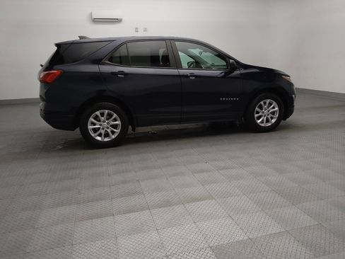 Used 2020 Chevrolet Equinox LS w/ LS Convenience Package FWD image 10