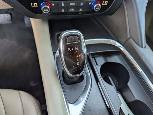 Used 2019 Buick Enclave Essence AWD/4WD image 14
