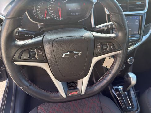 Used 2020 Chevrolet Sonic LT image 16