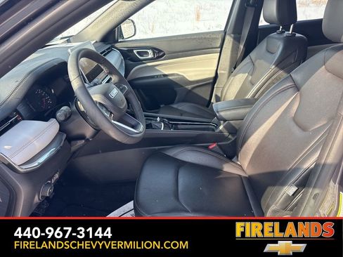 Used 2024 Jeep Compass Limited image 3