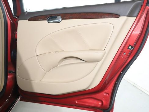 Used 2009 Buick Lucerne CXL w/ Driver Confidence Package image 29