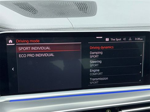 Used 2023 BMW X6 xDrive40i w/ M Sport Package image 25