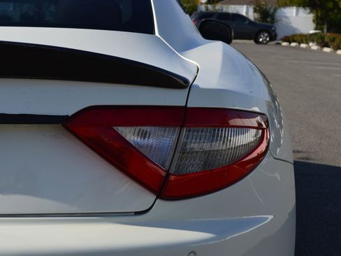 Used 2011 Maserati GranTurismo S image 42