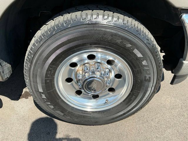 Used 2002 Ford F250 XLT RWD image 13