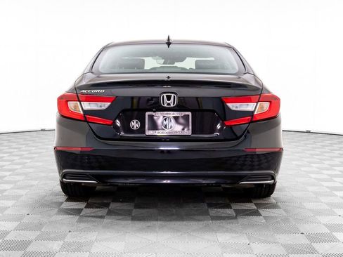 Certified 2018 Honda Accord EX-L image 5