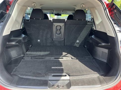 Used 2015 Nissan Rogue S AWD/4WD image 19