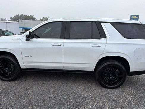 Used 2023 Chevrolet Tahoe High Country AWD/4WD image 12