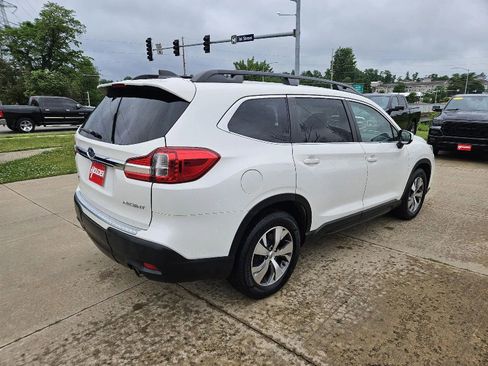 Used 2019 Subaru Ascent Premium AWD/4WD image 6