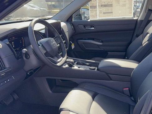 New 2026 Nissan Pathfinder SL image 34