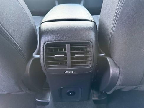 Used 2025 Ford Escape Active w/ Cold Weather Package AWD/4WD image 16