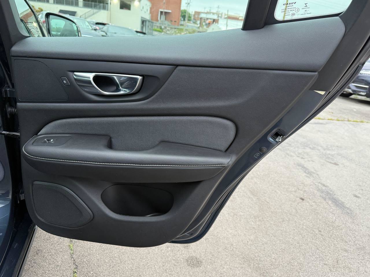 Used 2019 Volvo S60 T5 R-Design FWD image 25