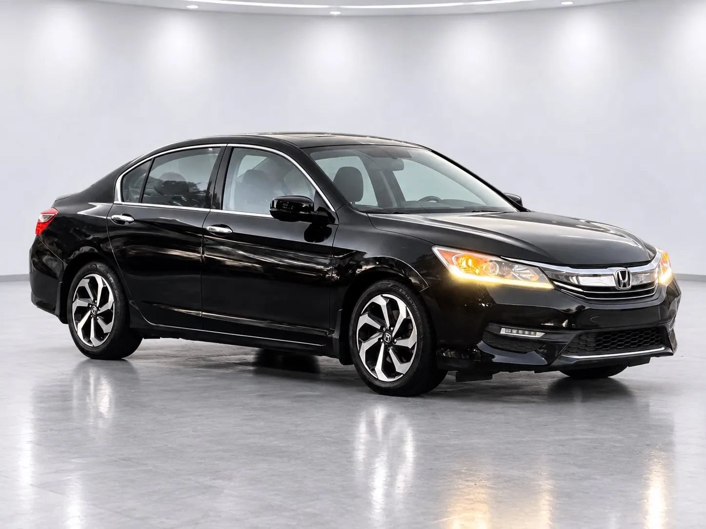 Used 2017 Honda Accord EX-L image 9